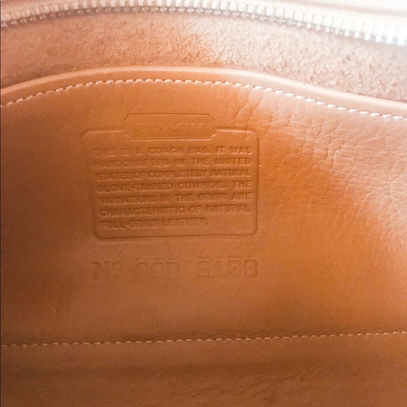 Authentic COACH PURSE - Picture 2 of 4